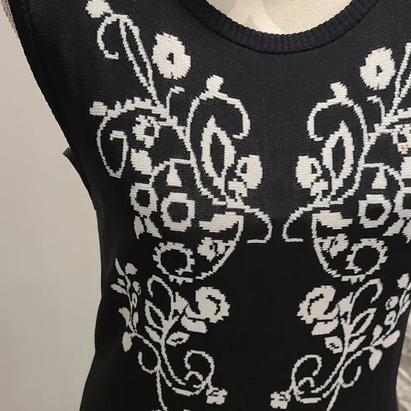 Cynthia Steffe Jacquard sweater dress - Picture 4 of 7